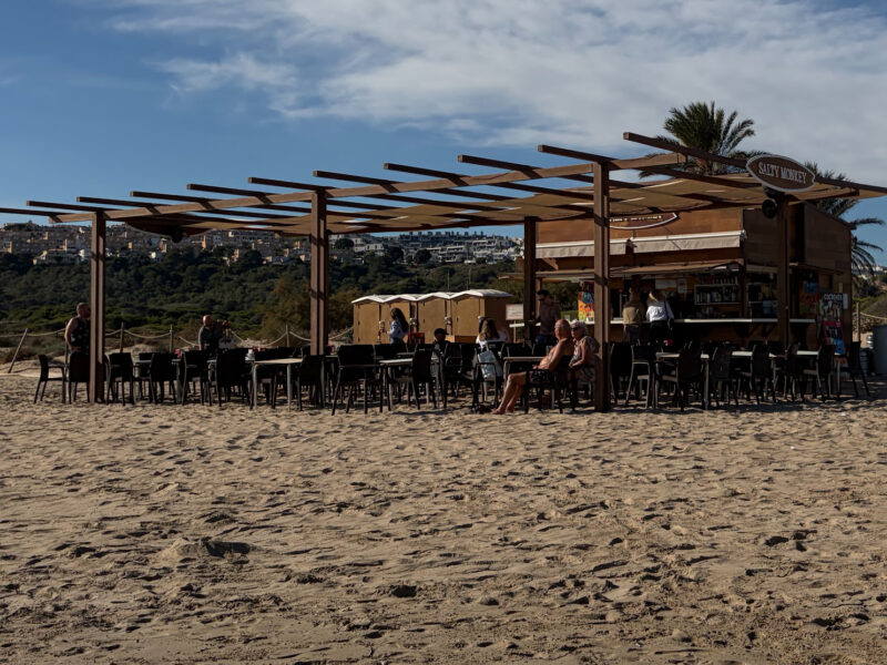 Chiringuito Salty Monkey - Beach Club